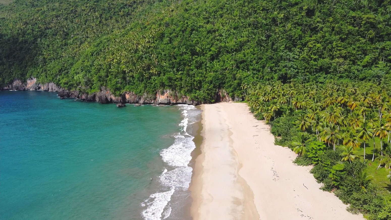 playa de el valle dominicana