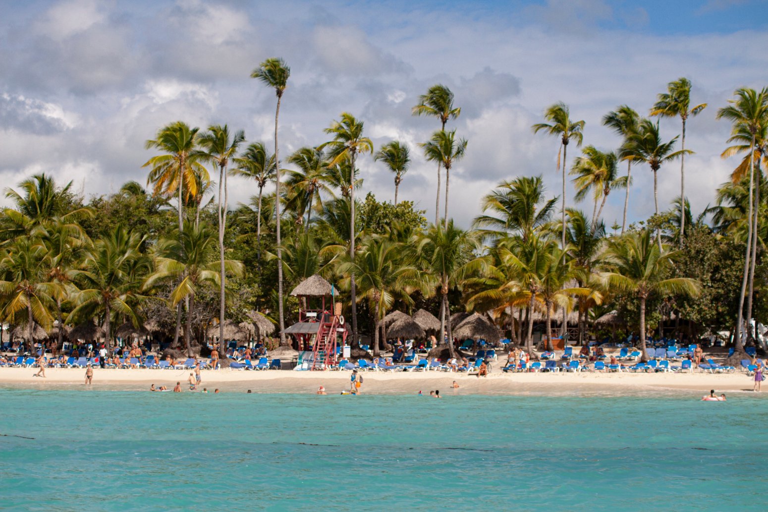 la costa de bayahibe vista desde el mar