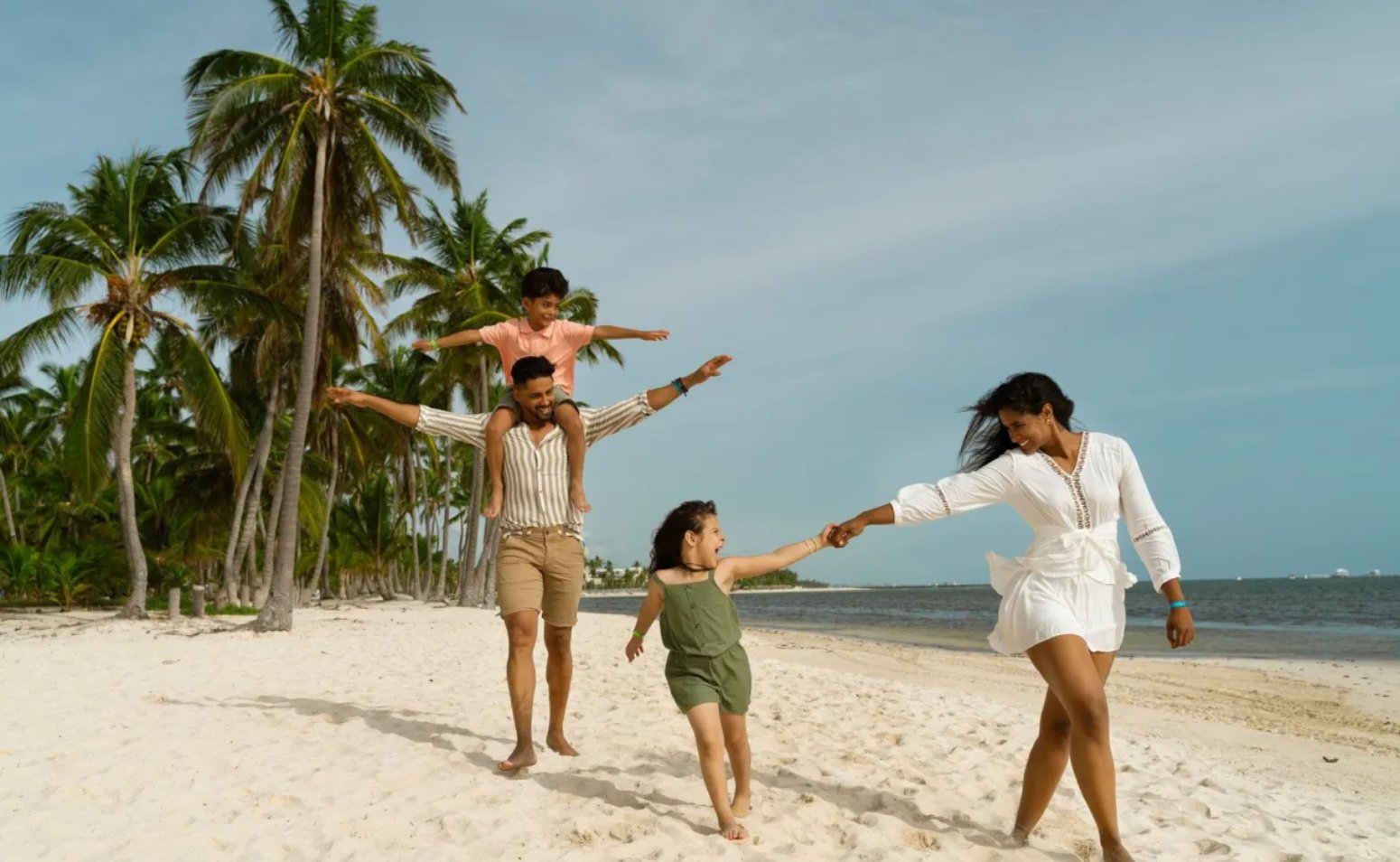 familia playa catalonia bayahibe