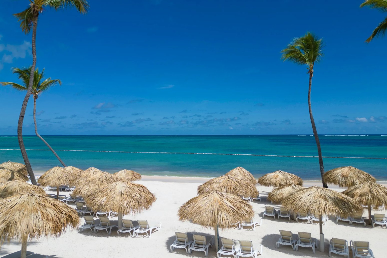 la playa del hotel