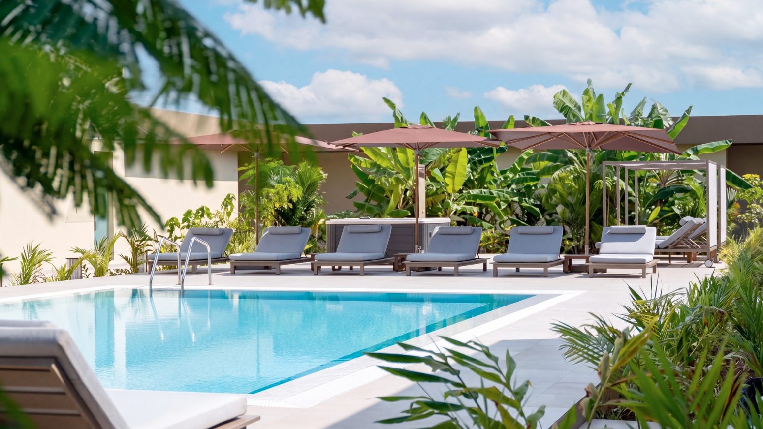 jardin y piscina iberostar selection zanzibar