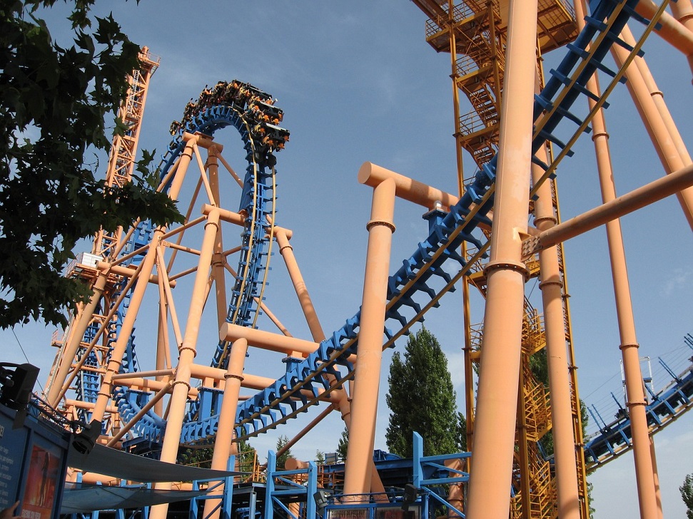 amusement park warner